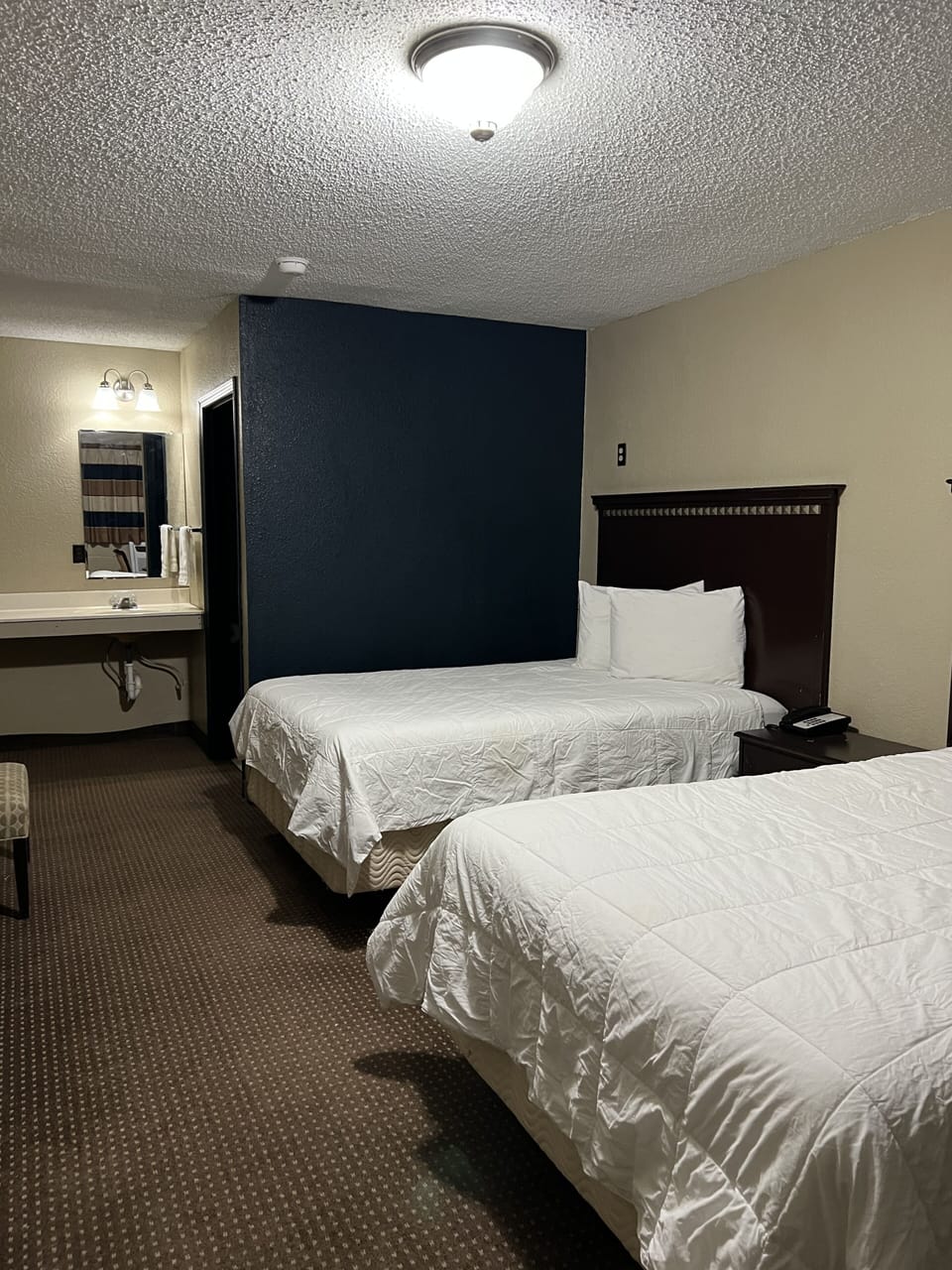 Standard room, 2 double beds. | Blackout drapes, soundproofing, iron/ironing board, free WiFi