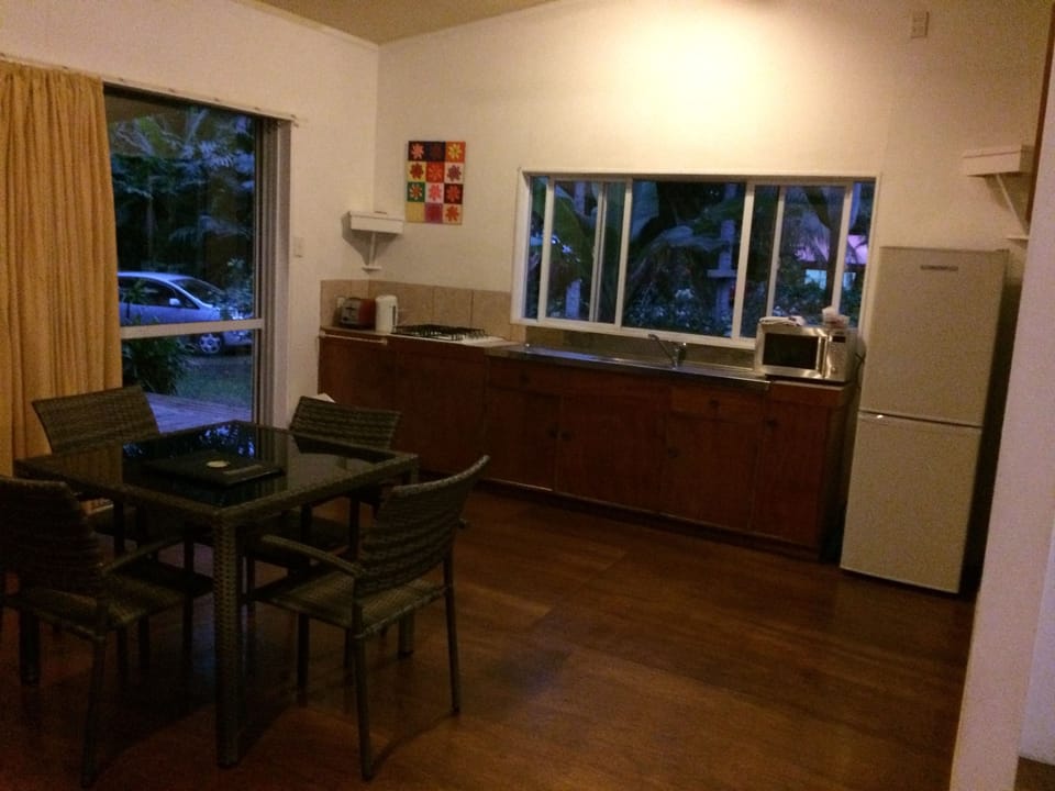 One Bedroom Garden Room | Private kitchen | Coffee/tea maker, electric kettle, blender, cookware/dishes/utensils