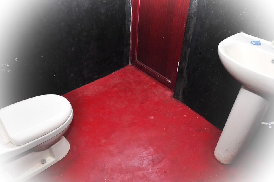 Standard Triple Room, Multiple Beds, Non Smoking | Bathroom amenities | Shower, rainfall showerhead, bidet, towels