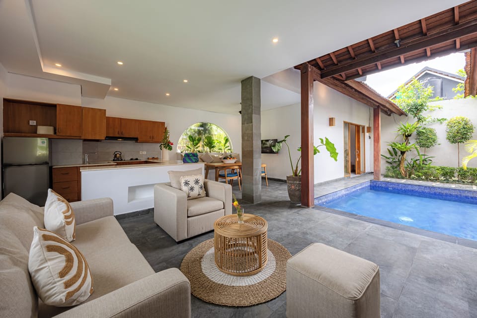 Villa, 3 Bedrooms | Living area | Flat-screen TV