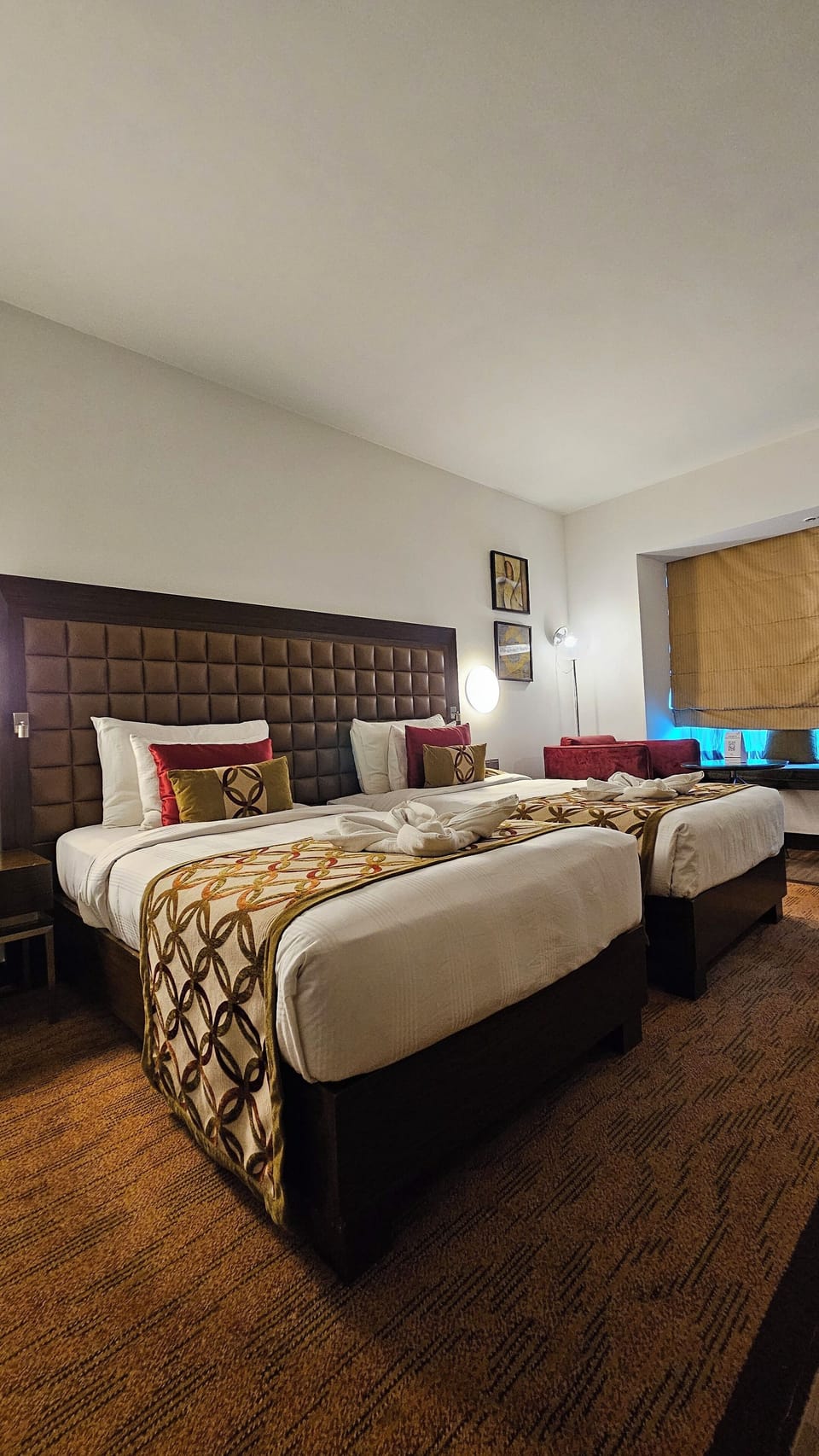 Deluxe Twin Room, Non Smoking | Premium bedding, Select Comfort beds, in-room safe