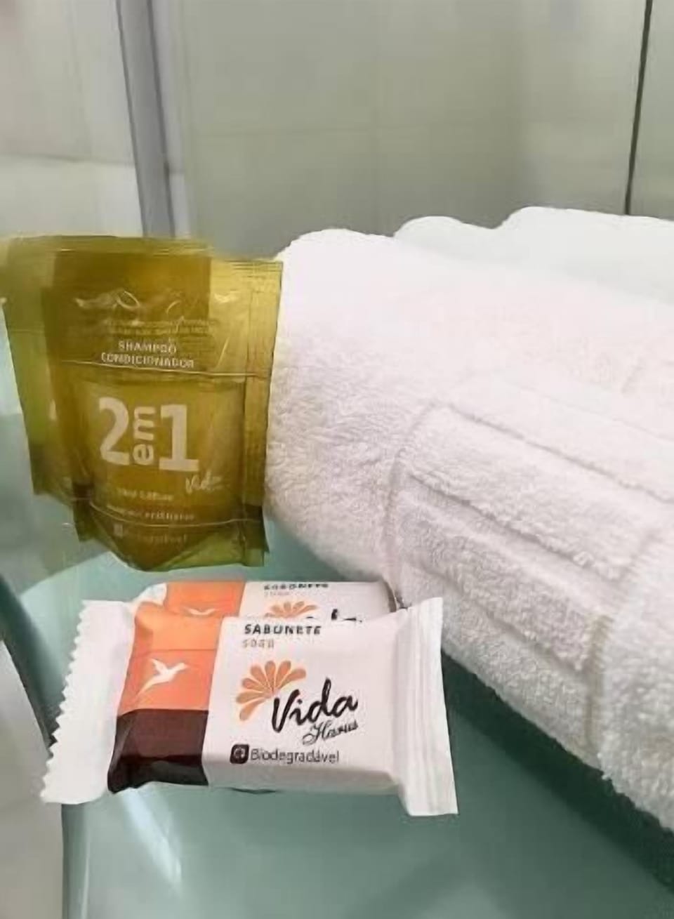 Shower, towels