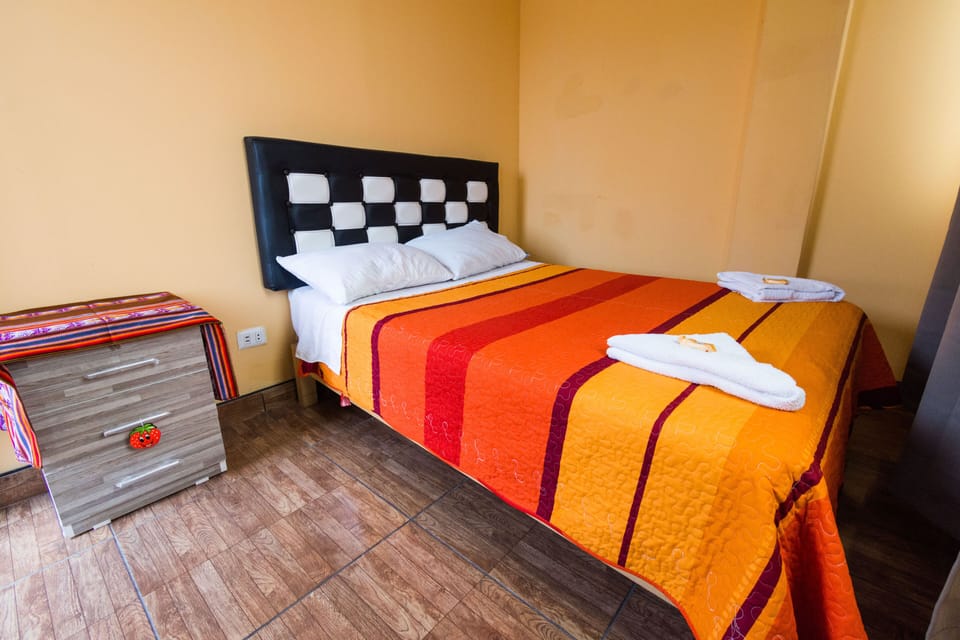 Double Room, Shared Bathroom | Hypo-allergenic bedding, down comforters, desk, iron/ironing board