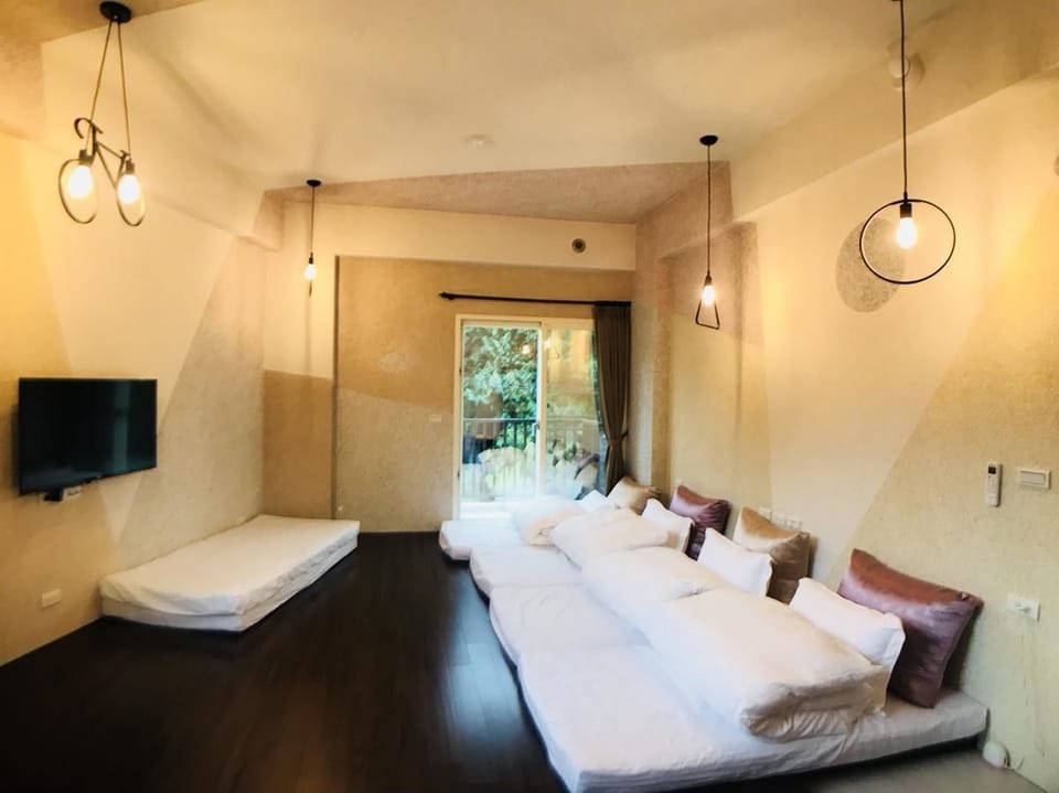 Quadruple Room, Multiple Beds, Non Smoking | Blackout drapes, soundproofing, free WiFi, bed sheets