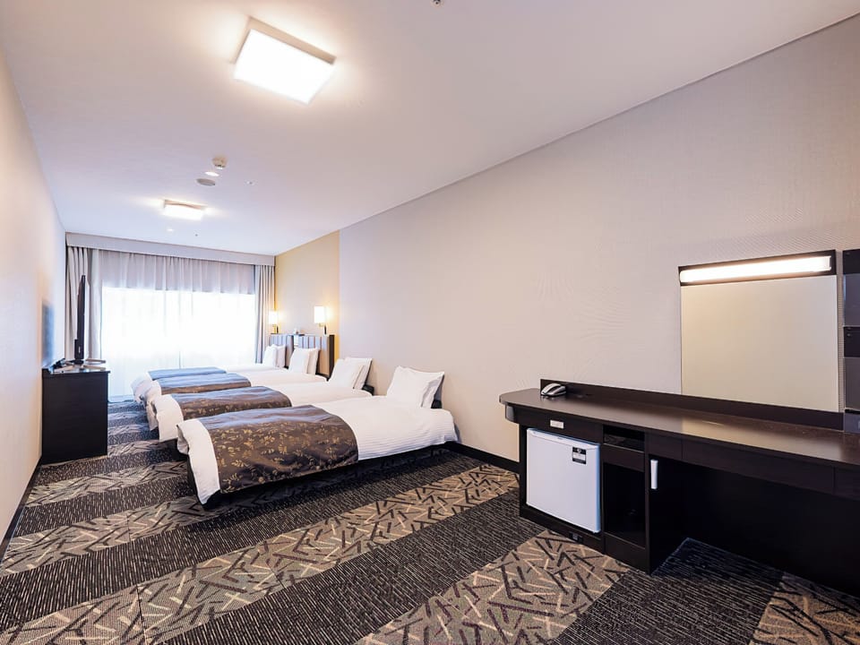 Quadruple Room, Multiple Beds, Non Smoking | Desk, free WiFi, bed sheets