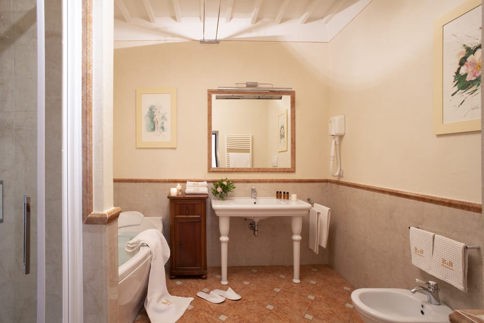 Royal Double Room, Hot Tub | Jetted tub