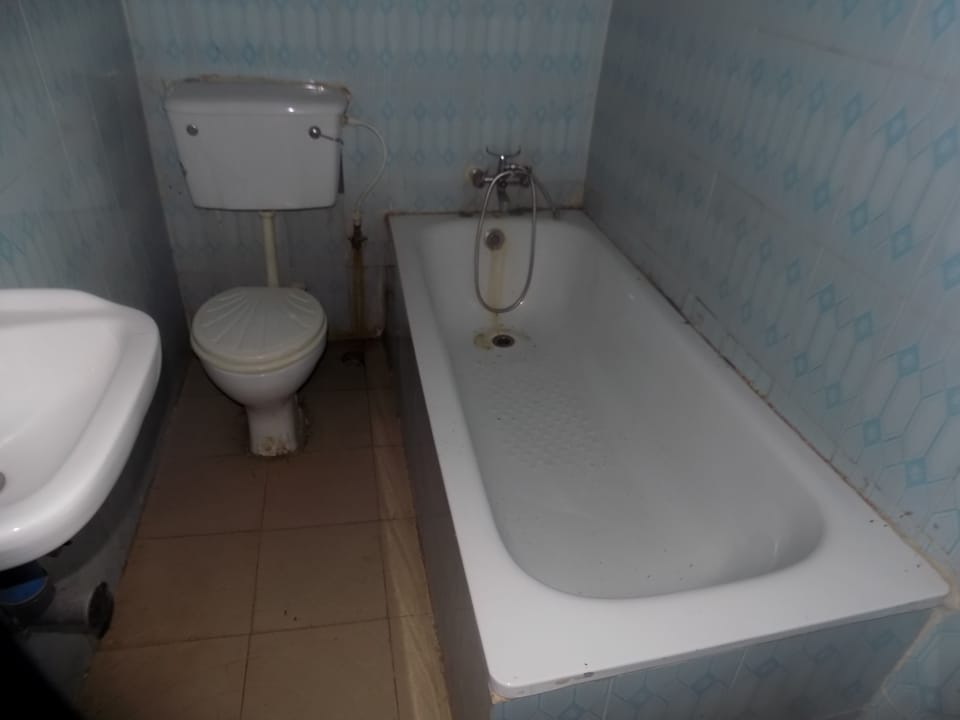 Exclusive Double Room | Bathroom | Towels
