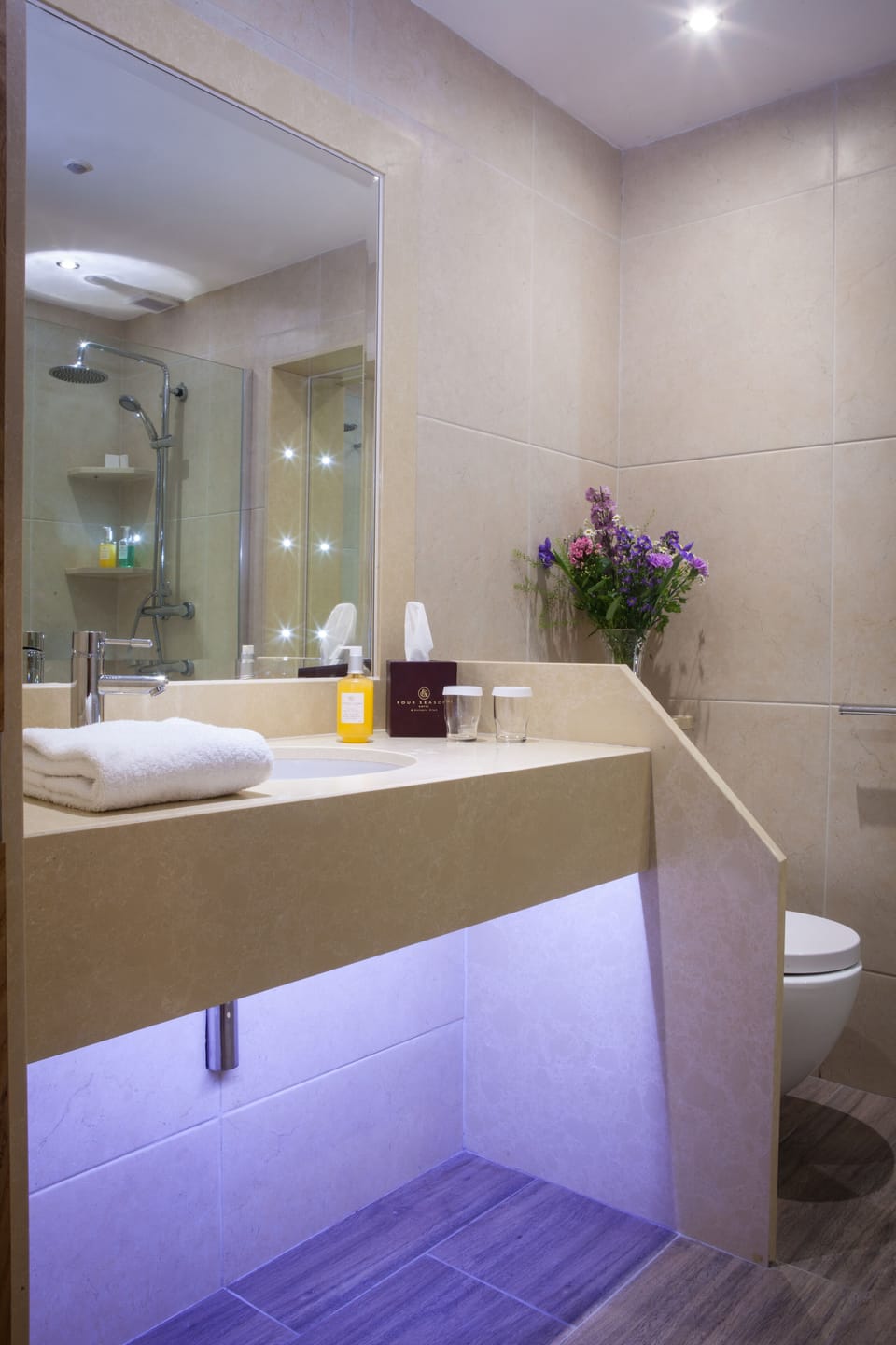 Shower, free toiletries, hair dryer, towels