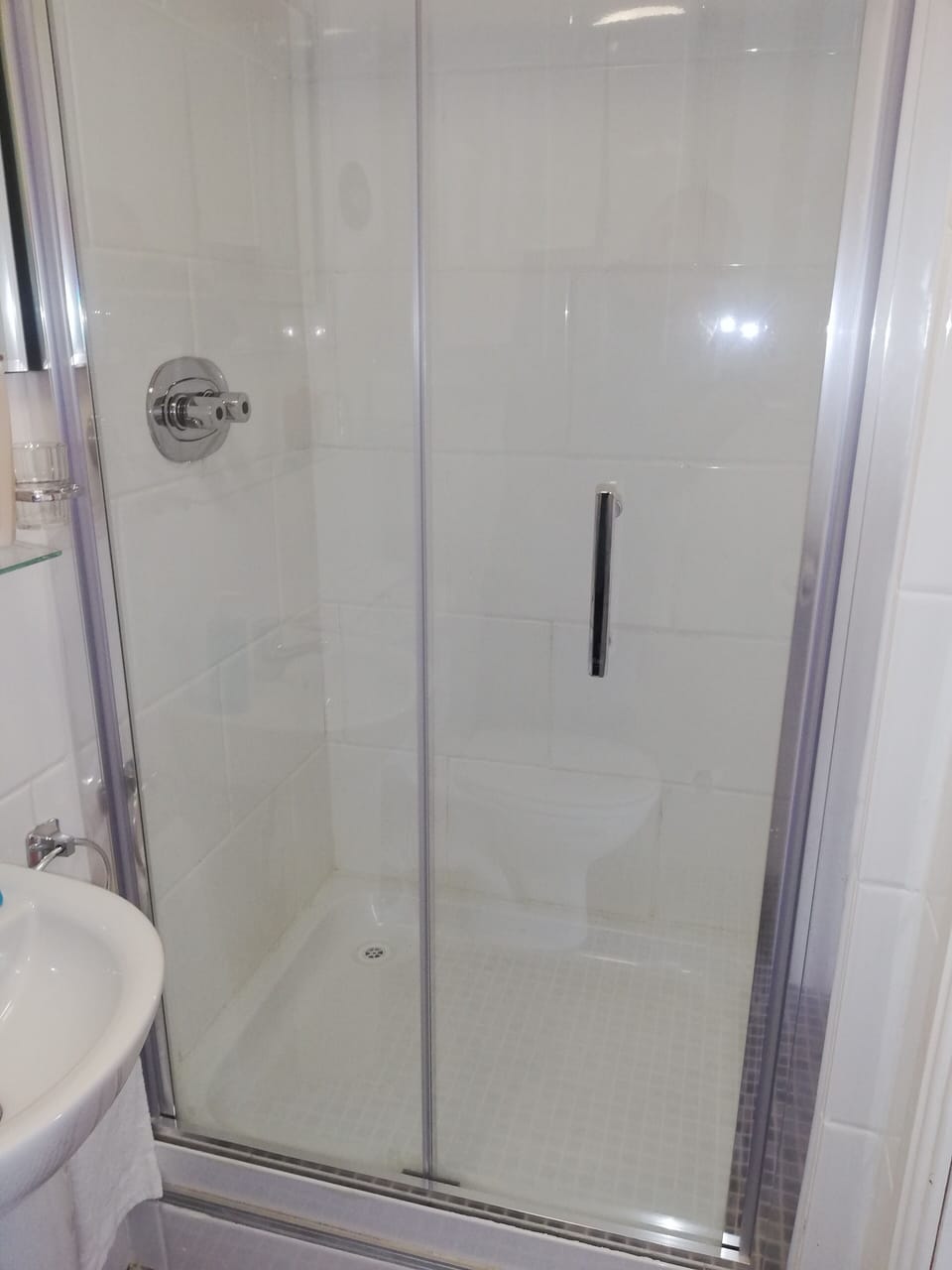 FlyOver Bed and Breakfast Bed and Breakfast in Dublin