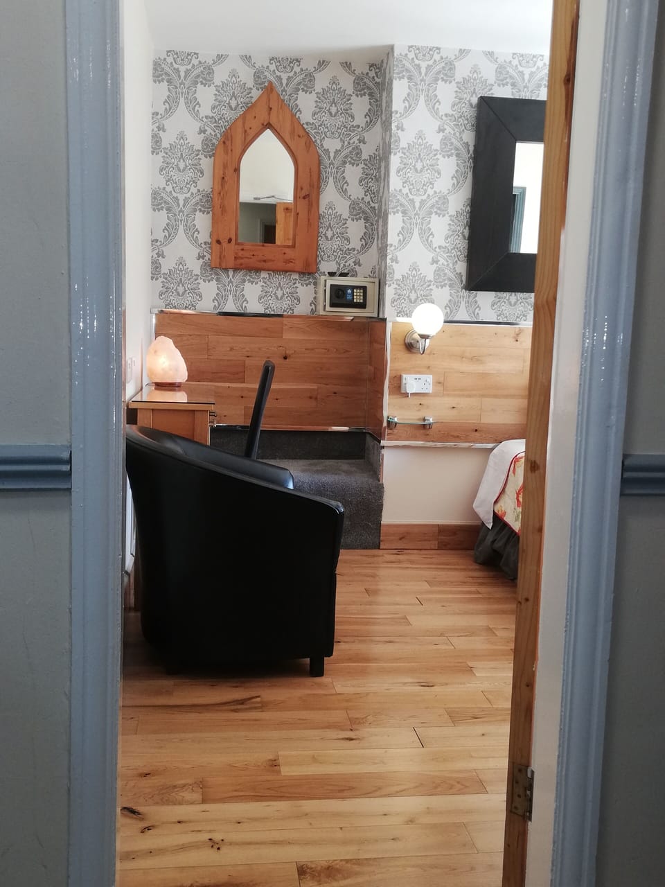 Double Room | Bathroom sink
