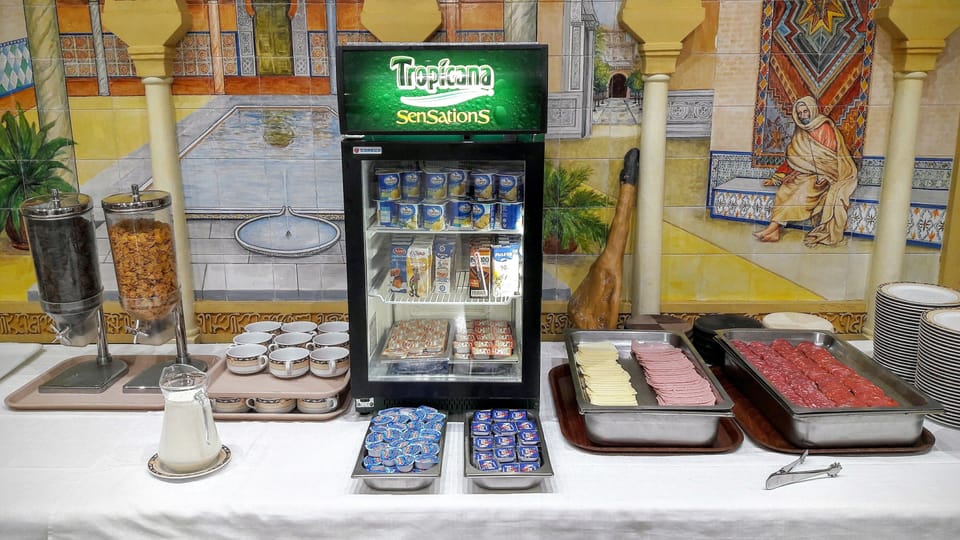 Daily buffet breakfast for a fee