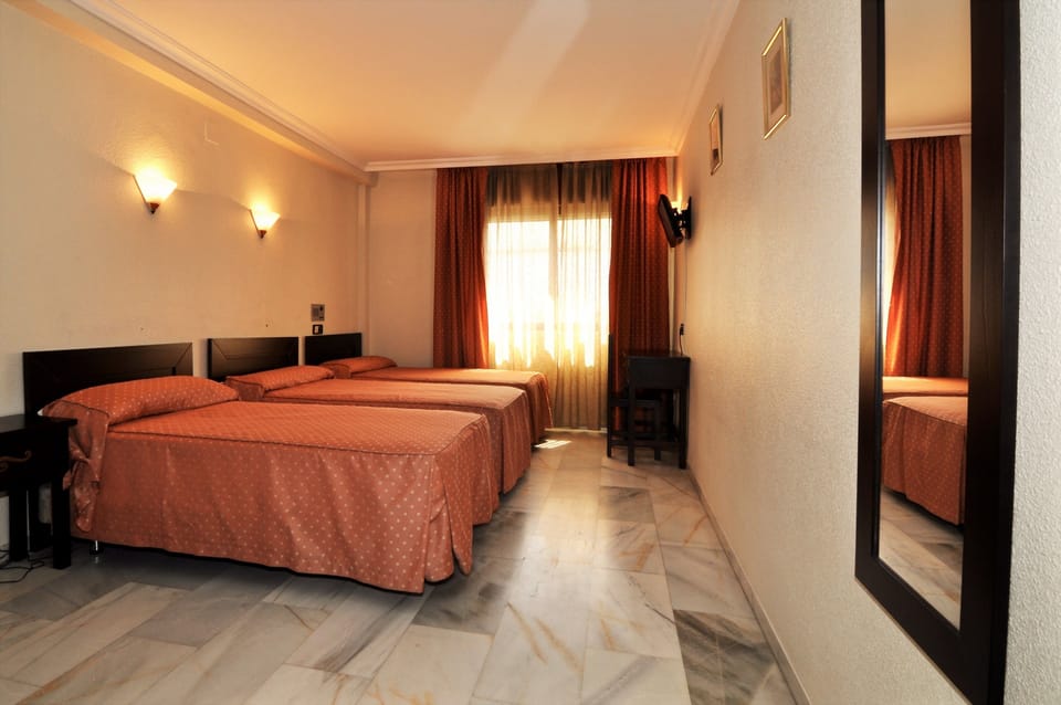 Double Room (2 adults+ 1 child ,2-12 years old) | Desk, soundproofing, cribs (surcharge), WiFi (free)