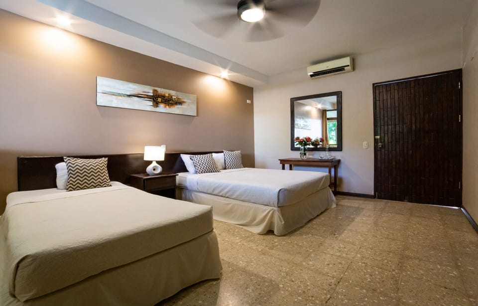 Quadruple Premium Room | Blackout drapes, free WiFi, bed sheets