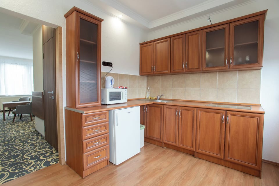 Classic Apartment, Mountain View | Private kitchen
