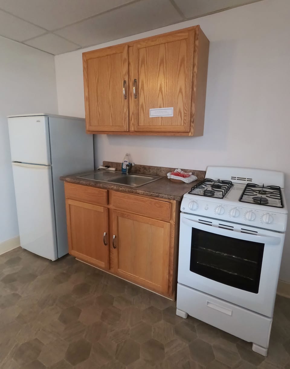 Room Two double beds with kitchenette | Private kitchen | Coffee/tea maker