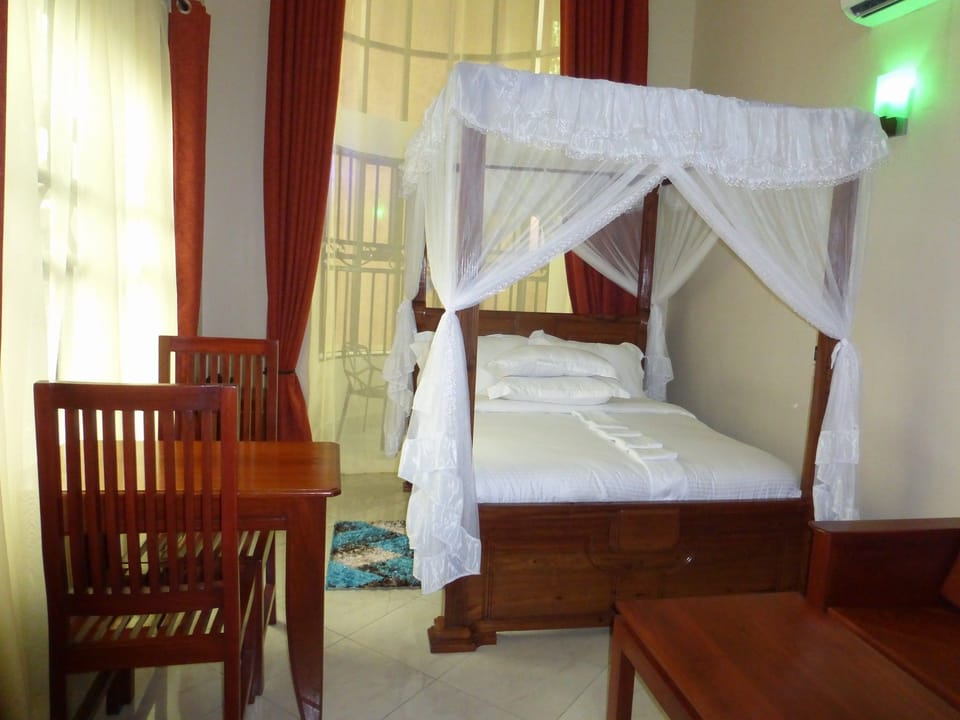 In-room safe, blackout drapes, soundproofing, iron/ironing board