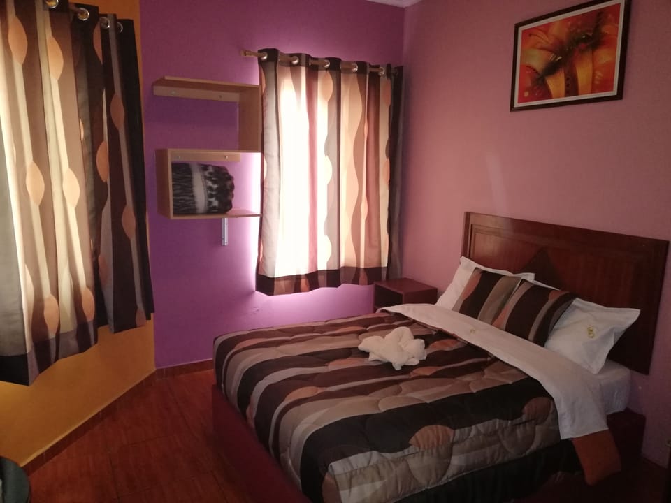 Double Room | Desk, WiFi (free)
