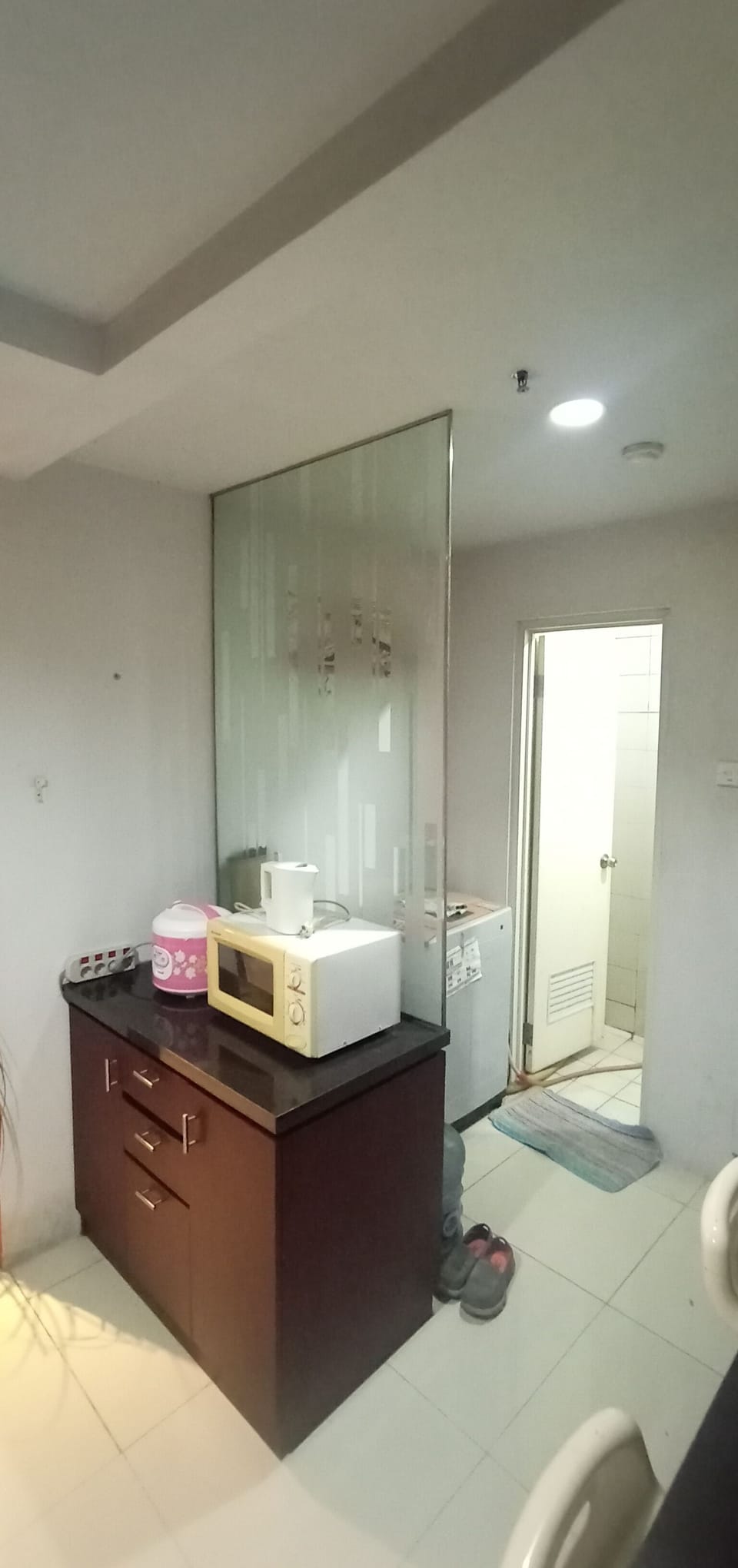 Family Apartment, 2 Bedrooms, Balcony, City View | Private kitchen | Fridge, microwave, stovetop, rice cooker