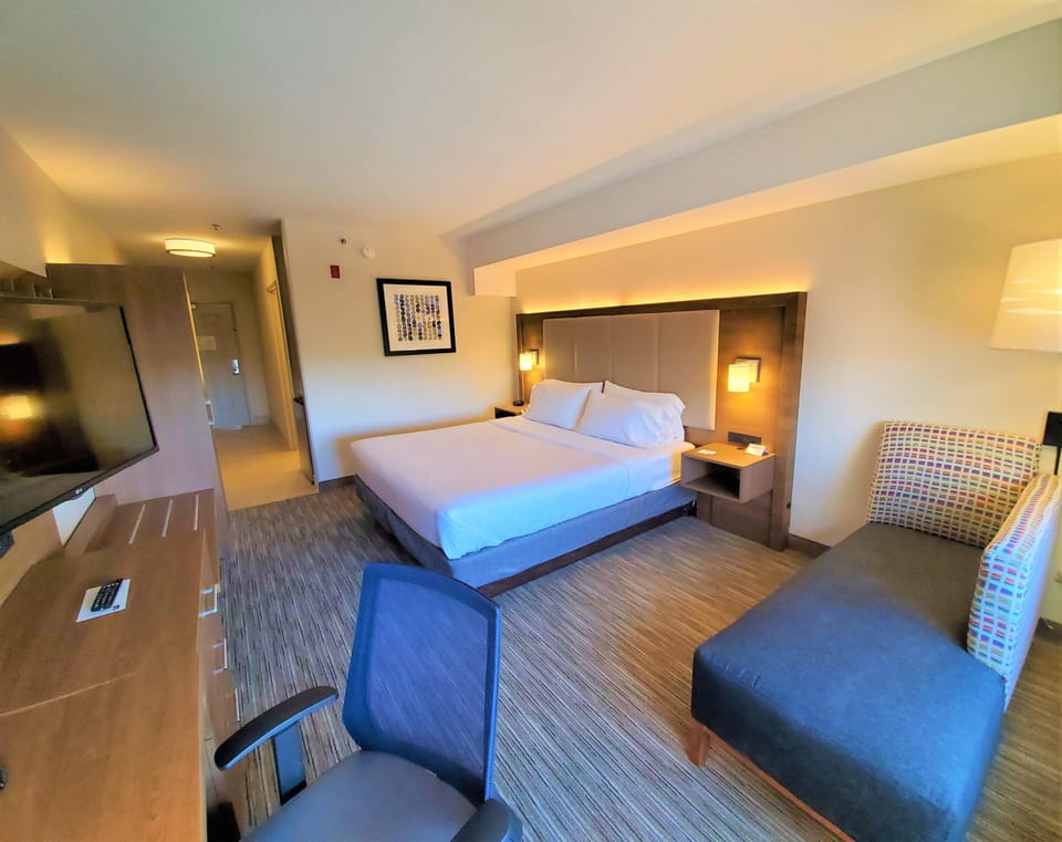 In-room safe, desk, blackout drapes, iron/ironing board