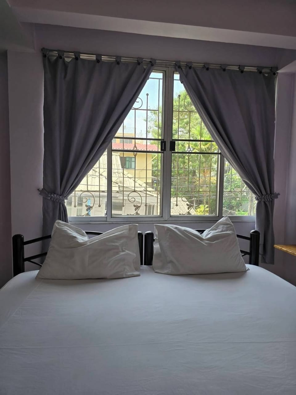 Double Room with Fan | Free WiFi