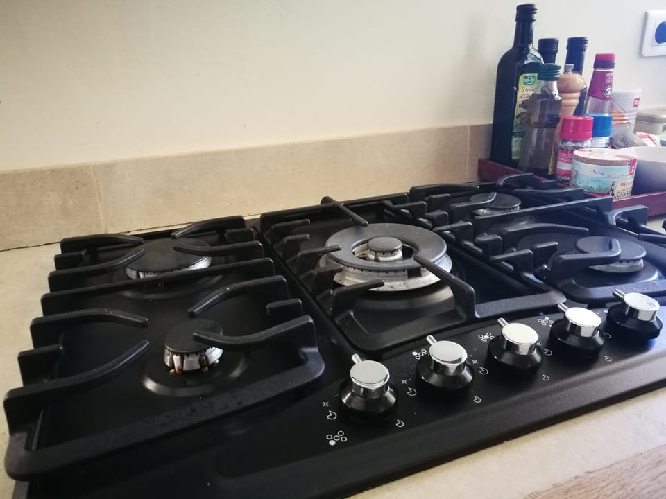 Petite Maison | Private kitchen | Coffee/tea maker, electric kettle