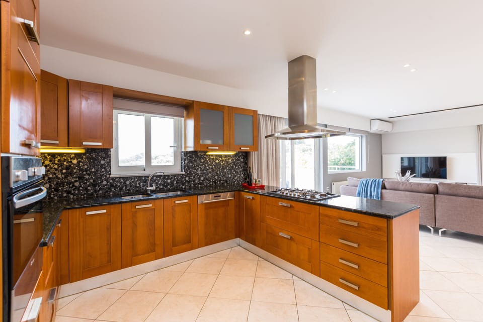 Superior Villa, 6 Bedrooms, Private Pool | Private kitchen | Full-size fridge, stovetop, dishwasher, espresso maker