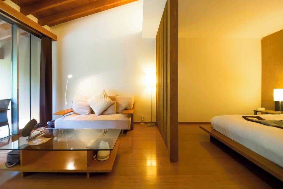 Hollywood Twin, Private Semi-Open-air Bath, ROKKABO, -FUKINOTO, KATAKAGO, HITSUJIGUSA- | In-room safe, desk, laptop workspace, blackout drapes