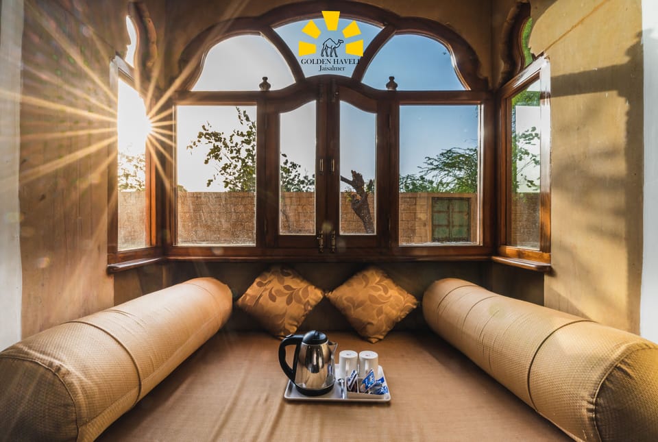 Deluxe Room | Egyptian cotton sheets, premium bedding, down comforters, minibar
