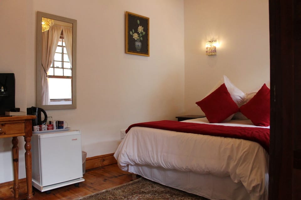 Deluxe Double Room, 1 Double Bed | Living area