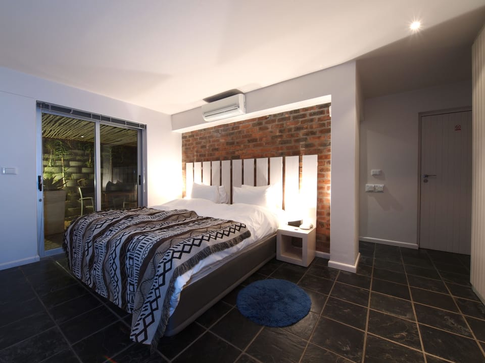 Classic Double or Twin Room | Premium bedding, Select Comfort beds, minibar, in-room safe