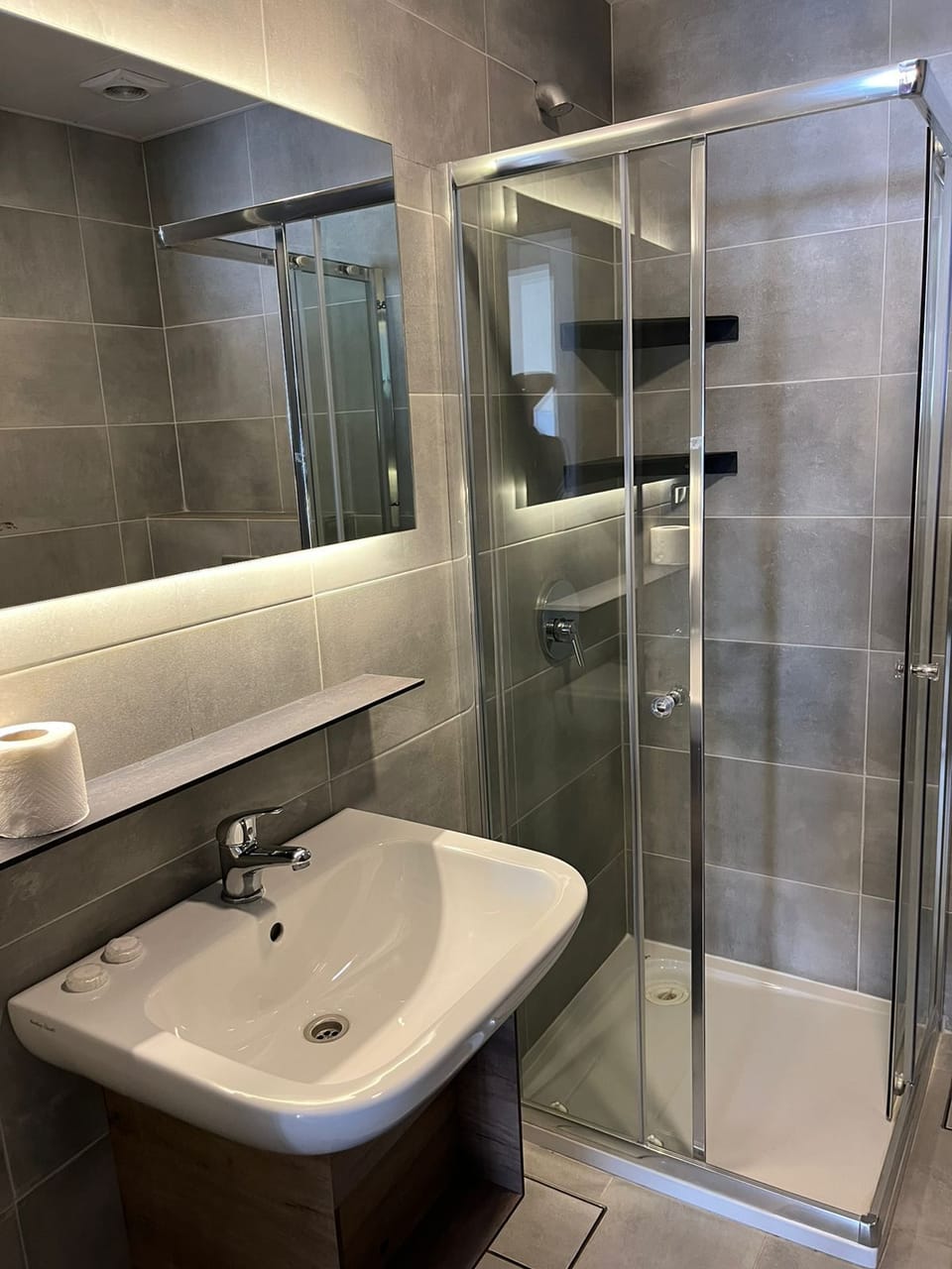 Hair dryer (on request), towels