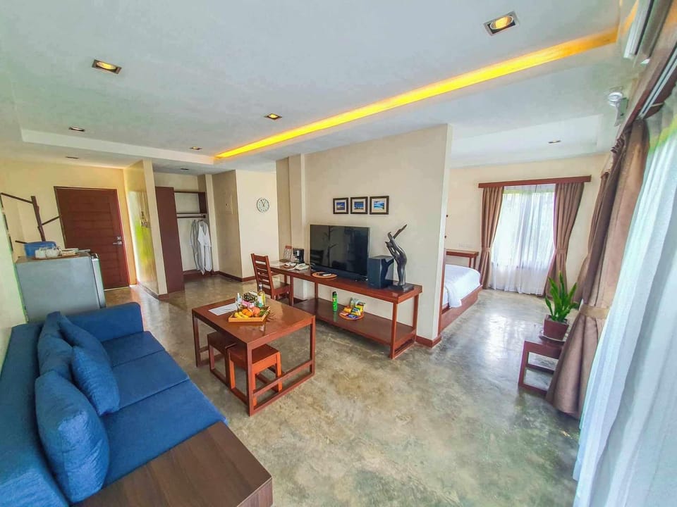 50-inch LCD TV with satellite channels, TV, Netflix