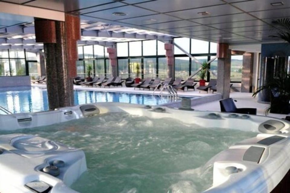 Business V Hotel Hotel in Romania