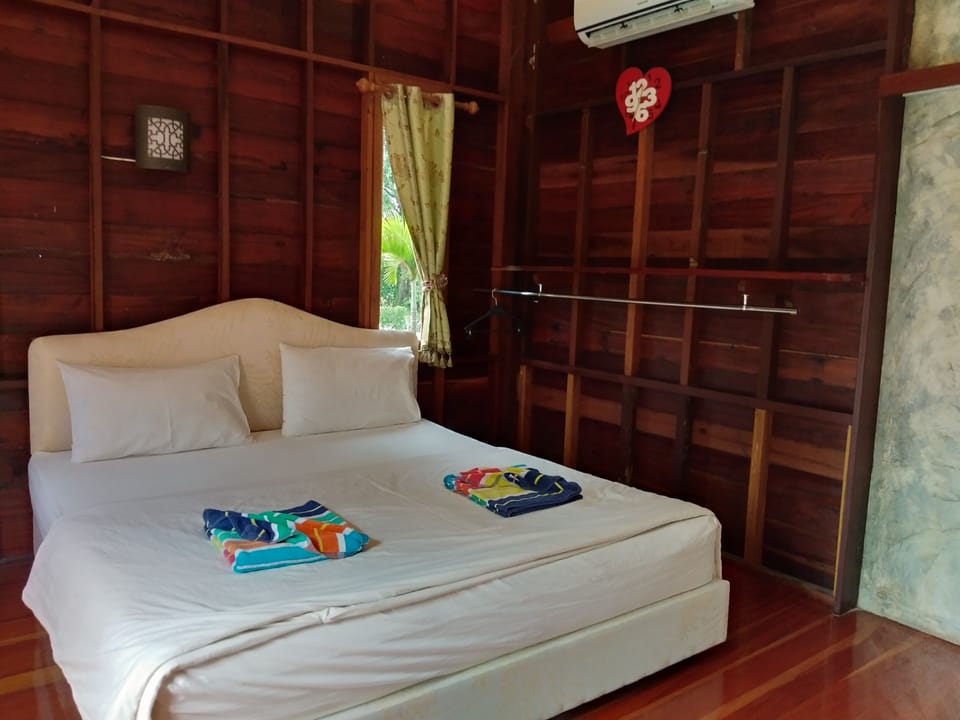 Standard Double Room | Rollaway beds (surcharge), WiFi (free)