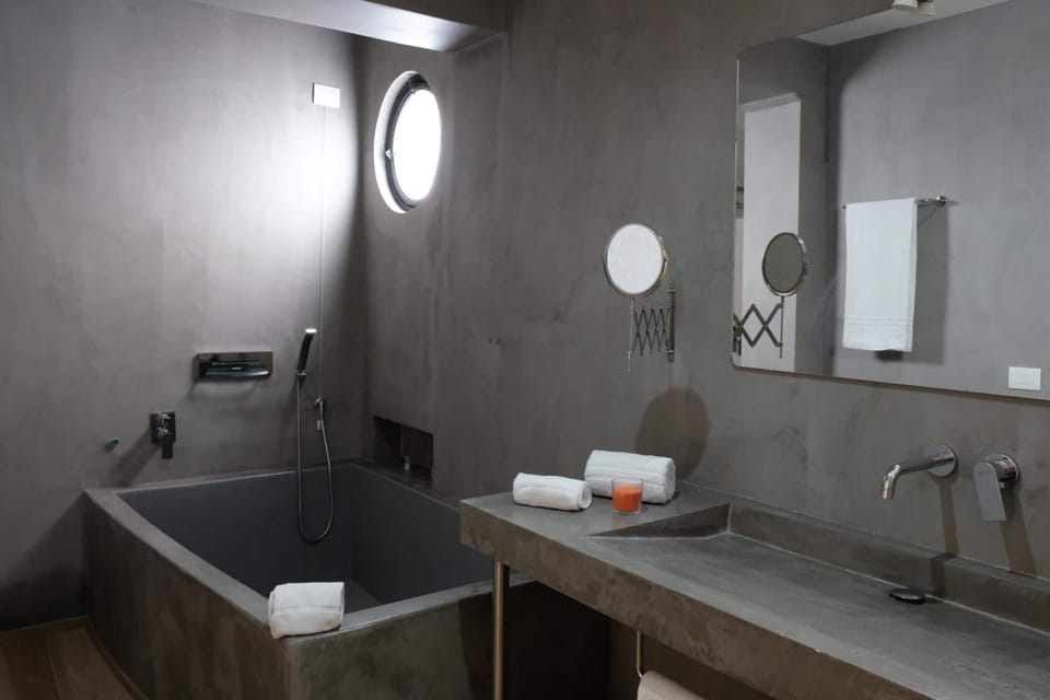 Free toiletries, hair dryer, bidet, towels
