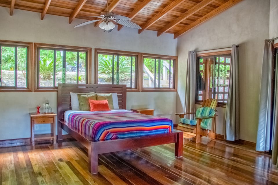 Exclusive House, 5 Bedrooms, Non Smoking | 5 bedrooms, in-room safe, iron/ironing board, free WiFi