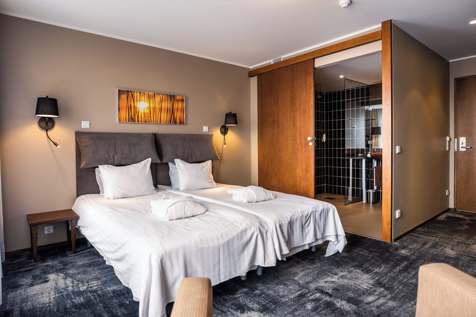 Superior Room (Spa Access Included) | Desk, soundproofing, cribs/infant beds, rollaway beds