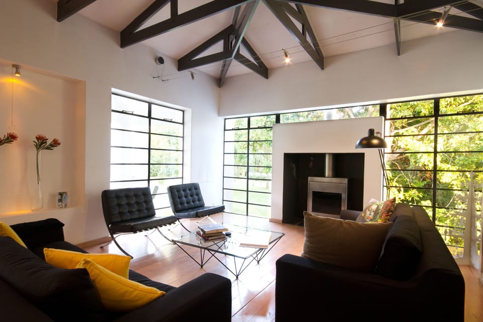 22-inch flat-screen TV with digital channels, TV, Netflix