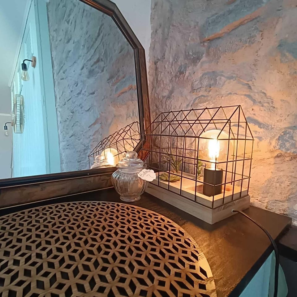 MINERVOIS | Soundproofing, iron/ironing board, free WiFi, bed sheets
