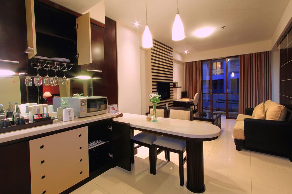 Aston Suite | Private kitchen
