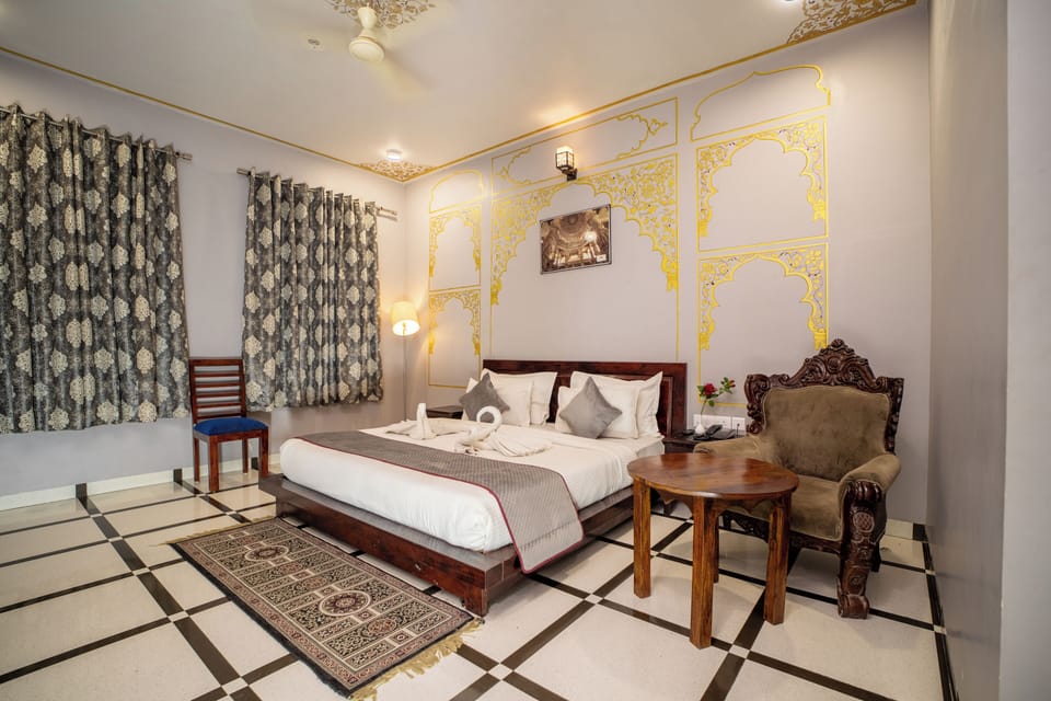 Heritage Royal Room | Premium bedding, Select Comfort beds, in-room safe