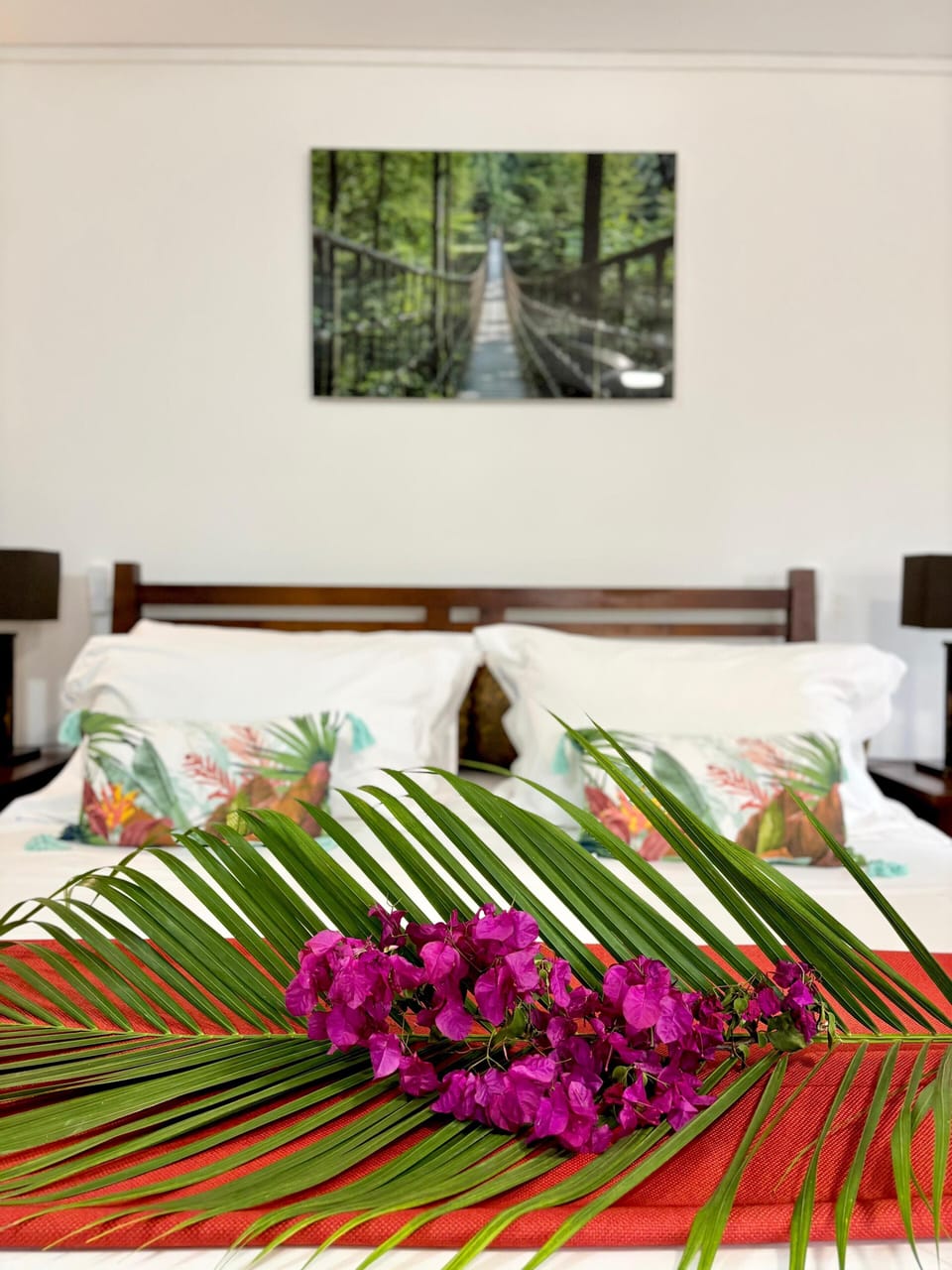 Deluxe Apartment, 1 King Bed with Sofa bed | Frette Italian sheets, premium bedding, down comforters