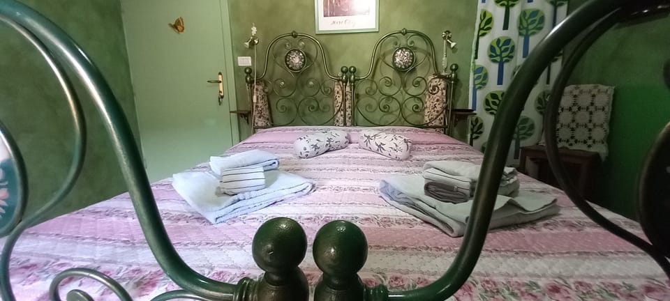 BOSCO Double Room, private bathroom | Down comforters, minibar, desk, free WiFi