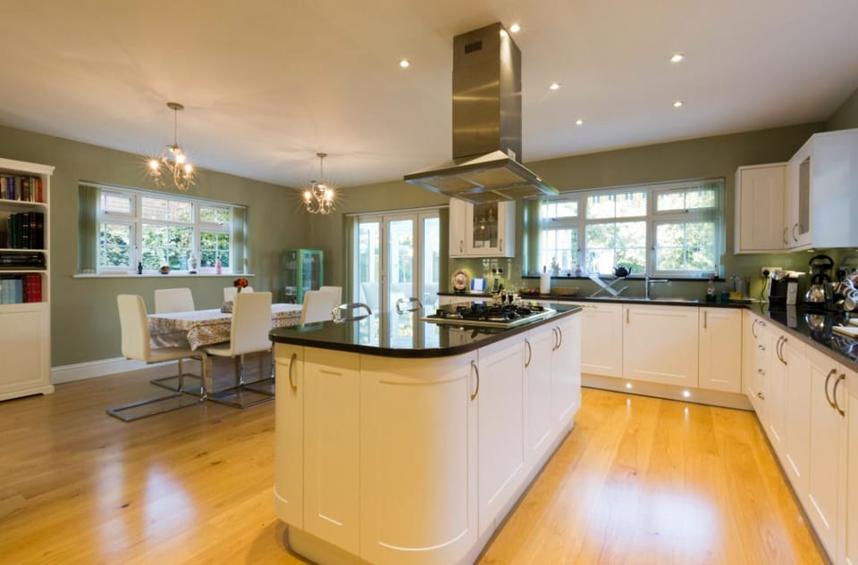 Free daily full breakfast