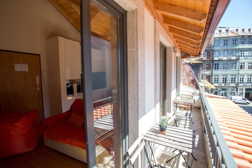 Living Porto Apartments by Porto City Hosts Hotel in Porto