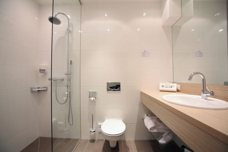 Hair dryer, towels