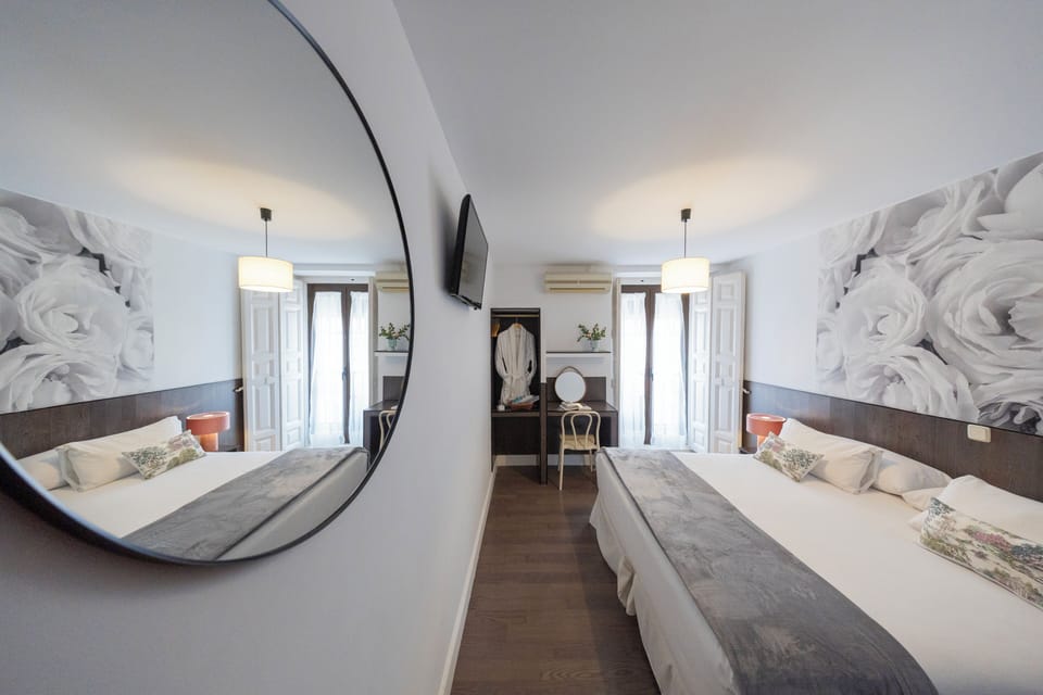 Superior Double Room | Desk, blackout drapes, iron/ironing board, free WiFi