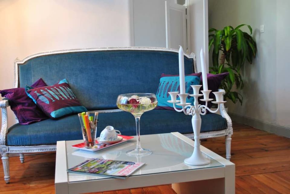Deluxe Suite, Non Smoking | Living area