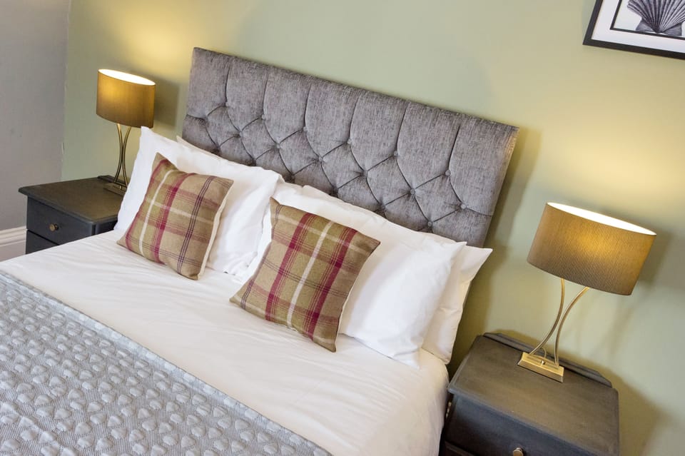 Standard Double Room, Ensuite | Premium bedding, soundproofing, iron/ironing board, free WiFi