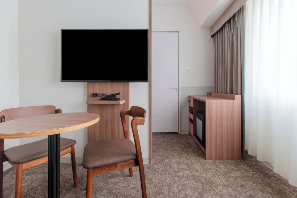 Superior Twin Room, Non Smoking | In-room safe, blackout drapes, iron/ironing board, free WiFi
